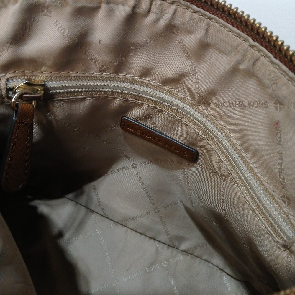 Michael Kors Cindy Dome Crossbody Bag Luggage Brown Saffiano Leather Chain Strap - Picture 5 of 14